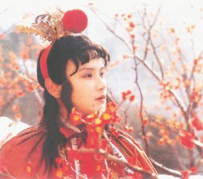 87版紅樓夢畫冊歐陽奮強飾演賈寶玉